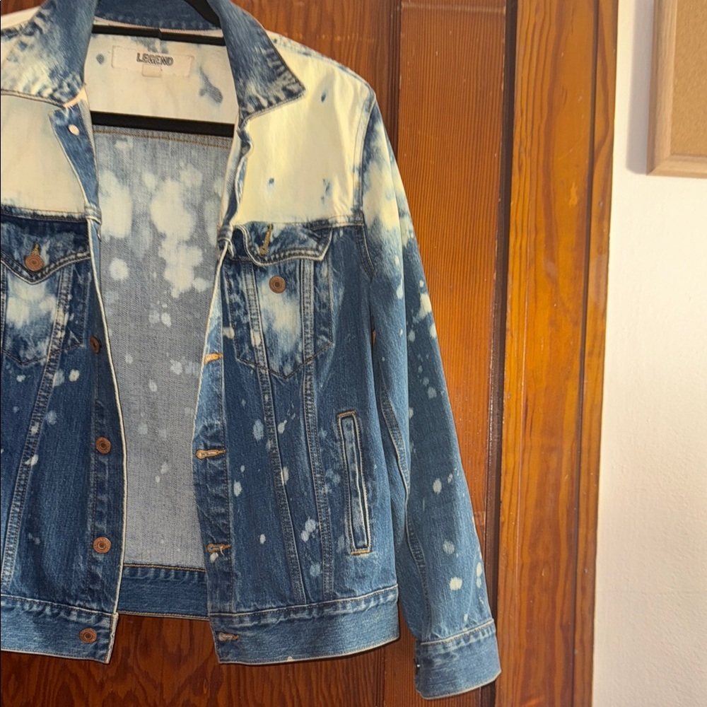 Lucky Brand Vintage Bleached Style Jean Jacket - Picture 5 of 9
